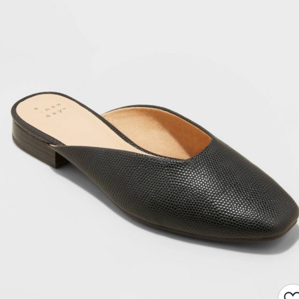 Black Textured  Mule Loafers – Slip-On Flats